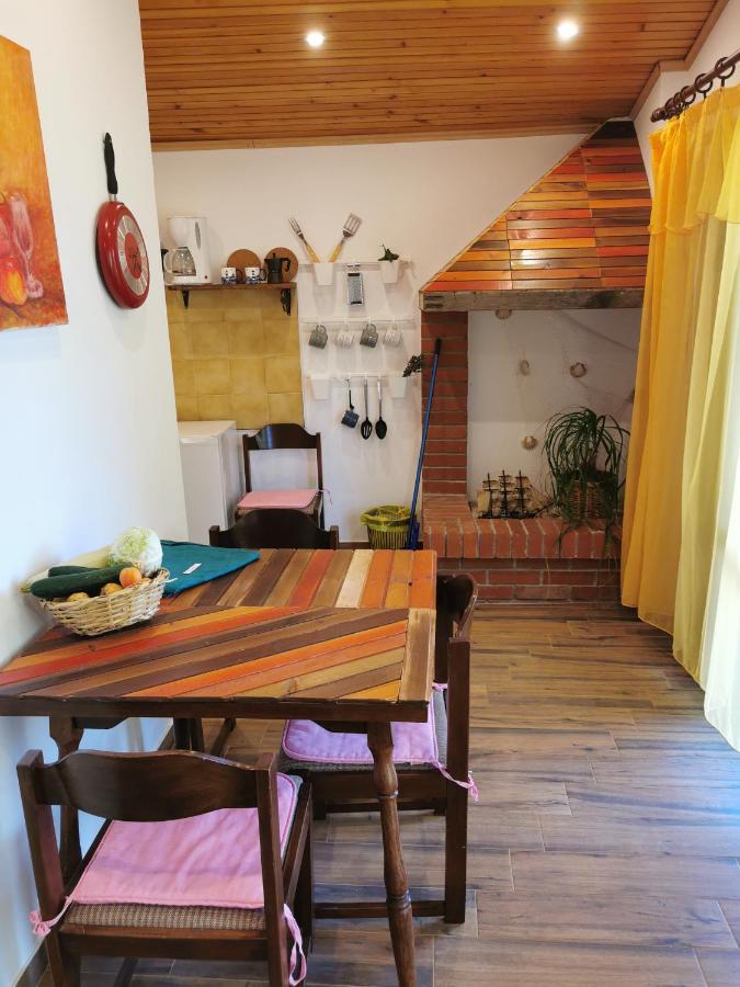 Apartment Kika Ližnjan Eksteriør bilde