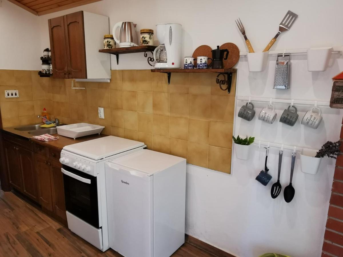 Apartment Kika Ližnjan Eksteriør bilde