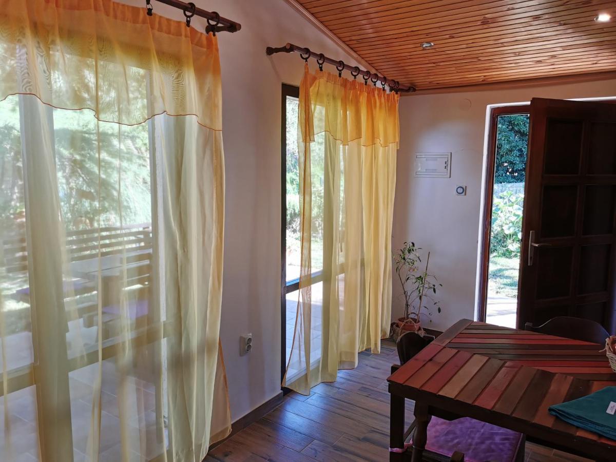Apartment Kika Ližnjan Eksteriør bilde